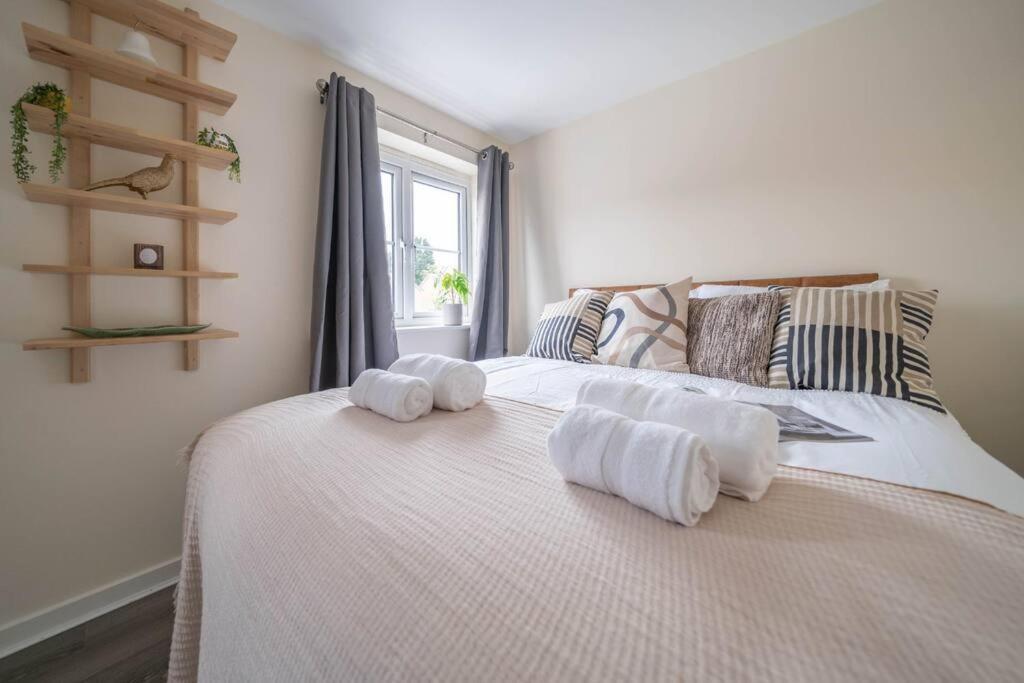 Good For Company Let 2-Bed In Coventry 2X Parking Appartement Buitenkant foto